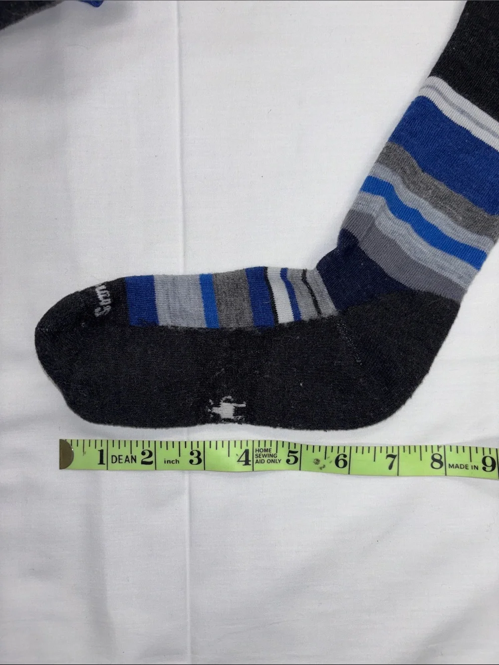 Smartwool cushioned merino wool Crew Socks M? L?